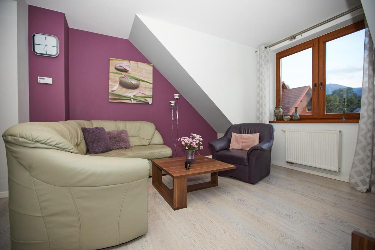 Apartamenty Nad Lomniczka-Malachit Karpacz Esterno foto
